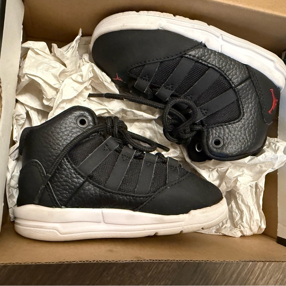 Nike Air Jordan Max - Toddler / Child